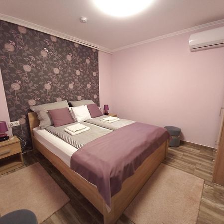 Ilona Apartman 久洛 外观 照片